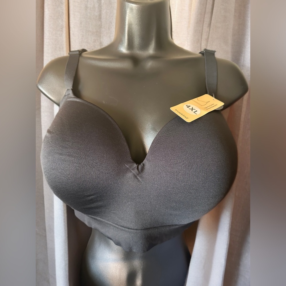 NWT TRUEKIND SUPPORTIVE COMFORT WIRELESS SHAPING BRA SIZE 4XL BLACK